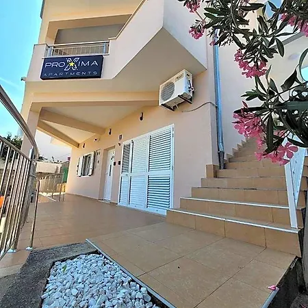 Szálloda Proxima Trogir
